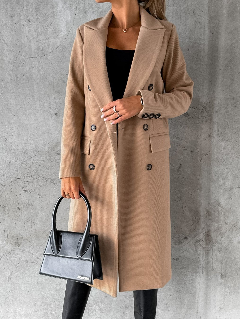 Elegant och snygg trenchcoat för kvinnor